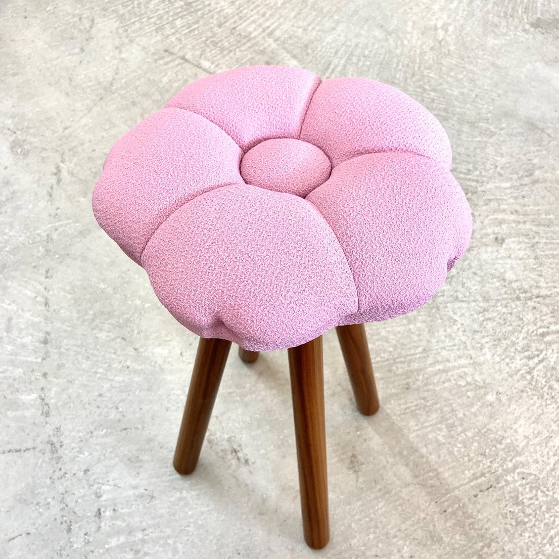 monaca stool (モナカスツール) sakura – SAKEMI 1958