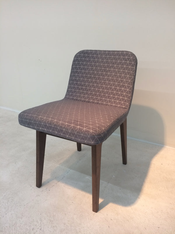 Bolo dining chair (ボーロ ダイニングチェア)